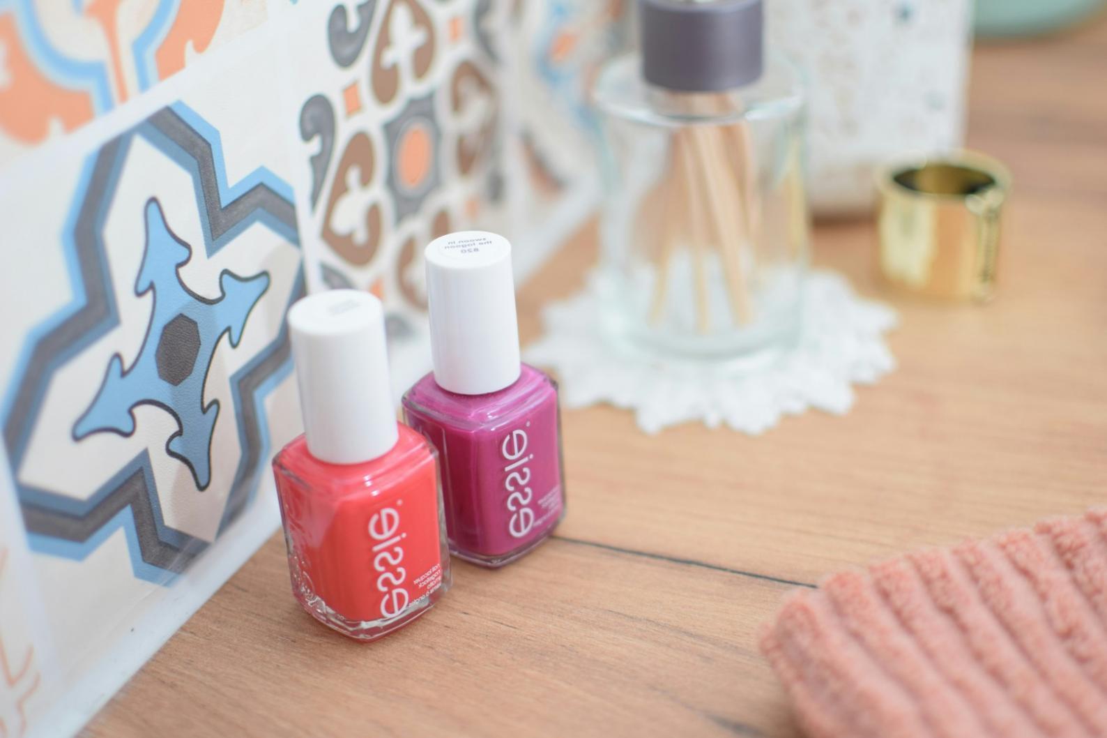 Farbauswahl für Gel-Maniküre