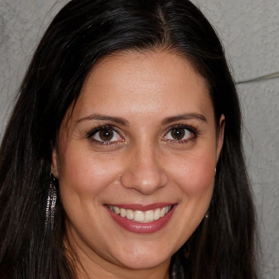 Marlene Diekmann, Nageldesignerin